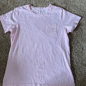 Vineyard vines tee shirt
